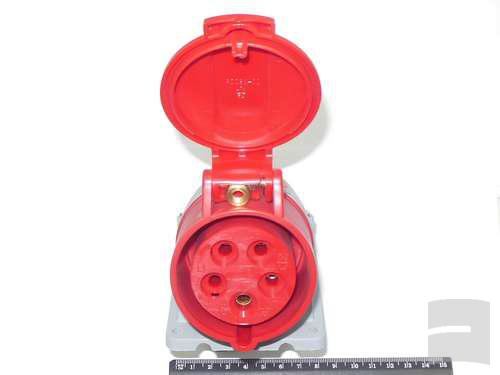 Евророзетка силовая 3p+n+g, 16a
